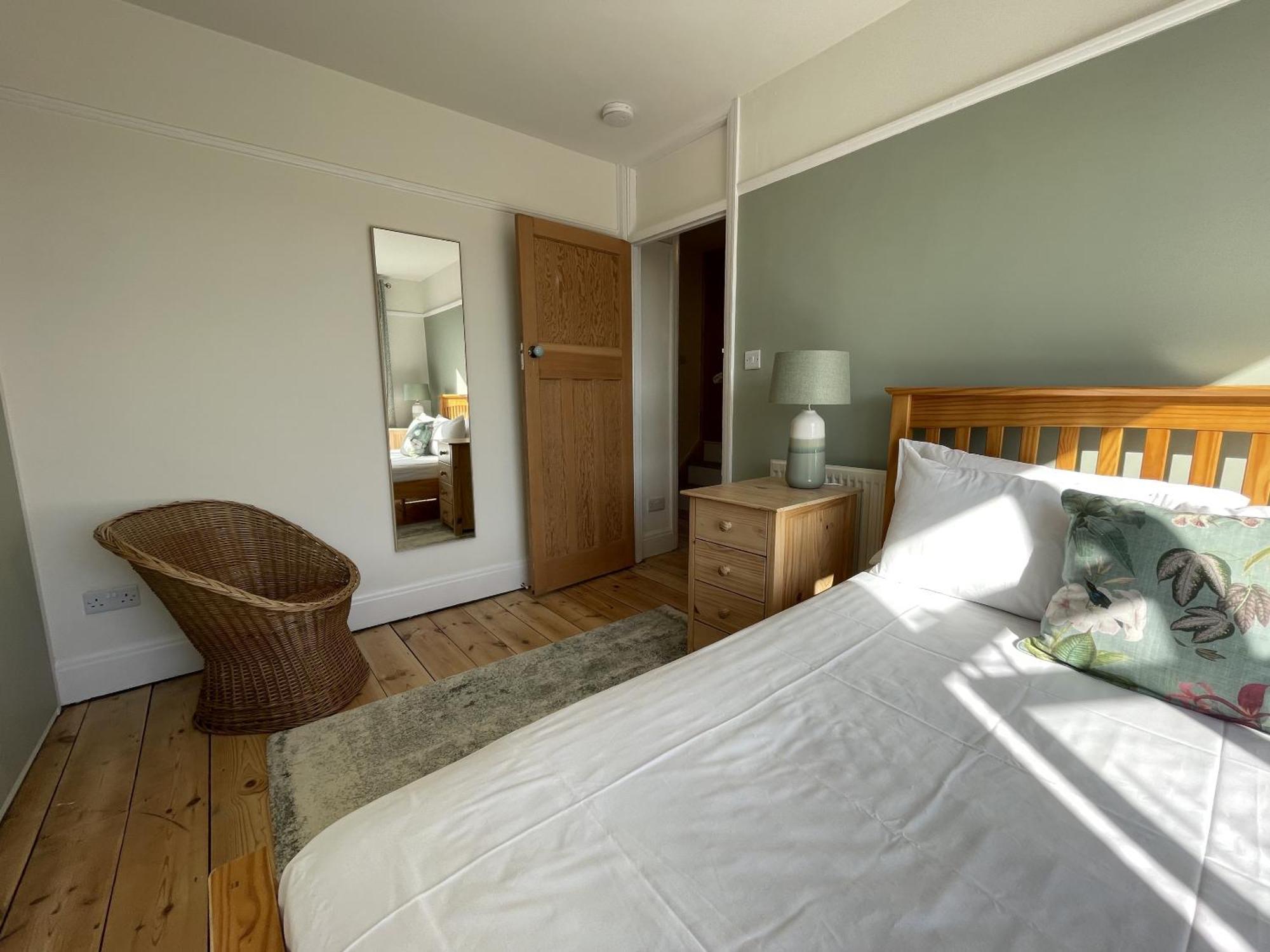 Harmonious Family In Westbury-on-trym