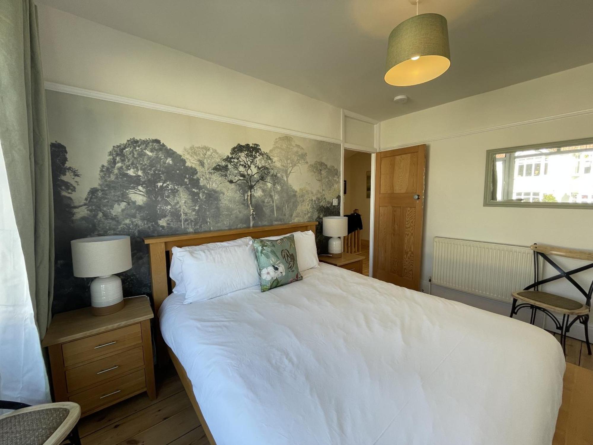 Harmonious Family In Westbury-on-trym Holiday home Bristol