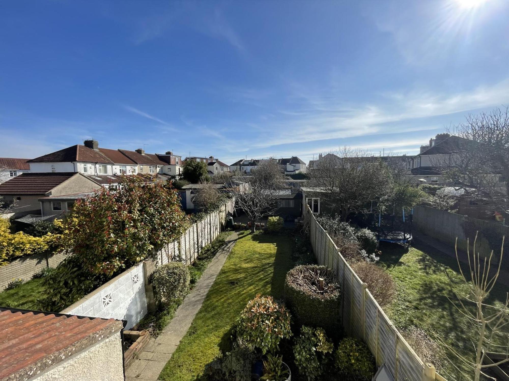 Harmonious Family In Westbury-on-trym Holiday home Bristol